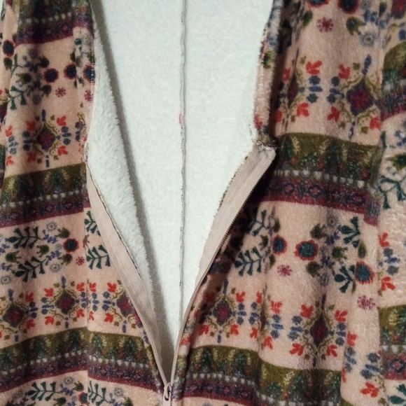 Natural Life Plush Pink Fluffy Nordic Fair Isle Zip Front Jumpsuit Size Large - Picture 9 of 9